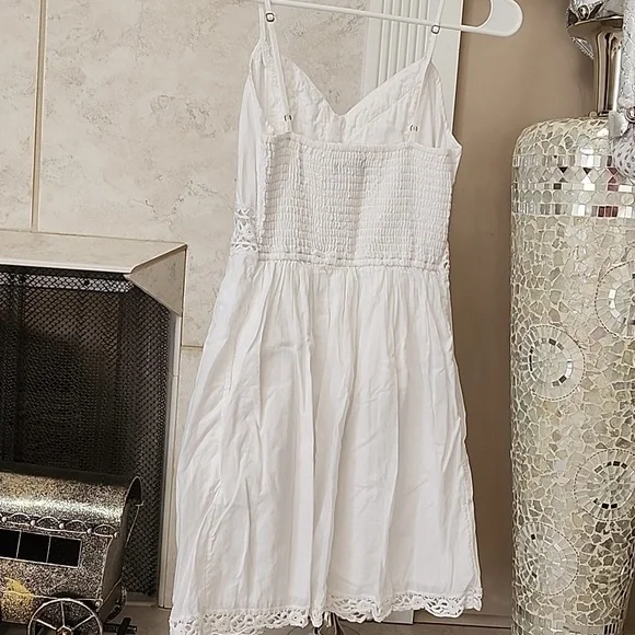 🎀🩷 ABERCROMBIE CROCHET EMBROIDERED MINI DRESS 🩷🎀 - Picture 11 of 17